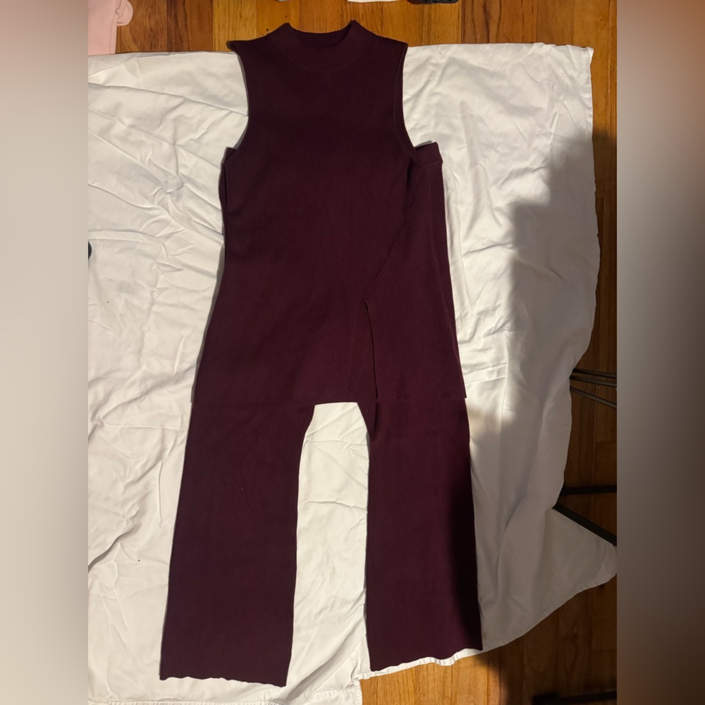 Women's Burgundy two piece sweater set